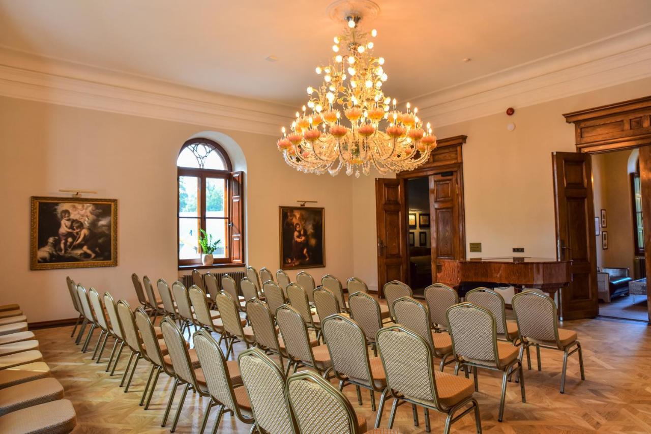 Schloss Fellin Boutique Hotel And Spa Βιλιάντι Εξωτερικό φωτογραφία