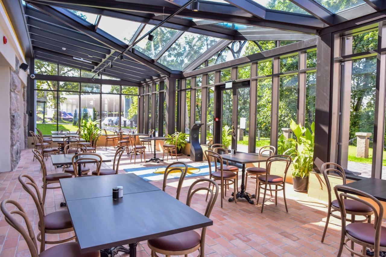 Schloss Fellin Boutique Hotel And Spa Βιλιάντι Εξωτερικό φωτογραφία